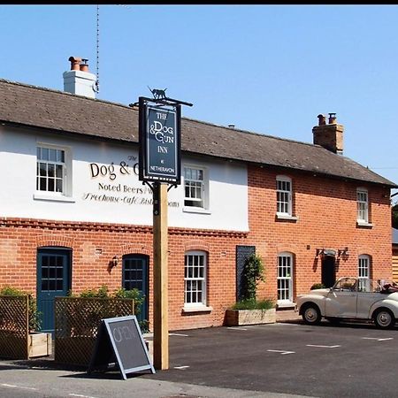 The Dog & Gun Inn Netheravon Bagian luar foto