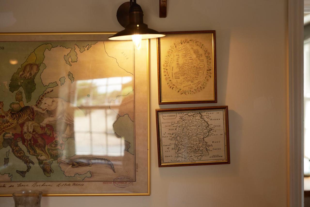 The Dog & Gun Inn Netheravon Bagian luar foto
